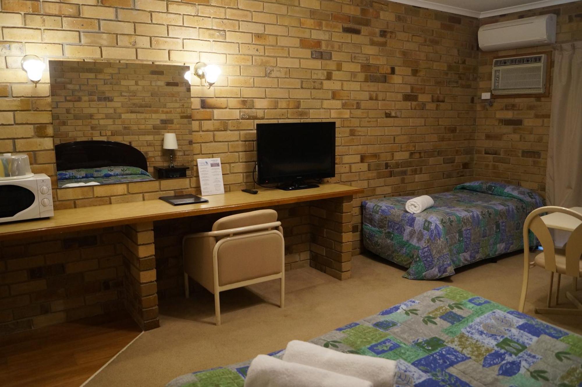 Magdala Motor Lodge & Lakeside Restaurant Stawell Room photo