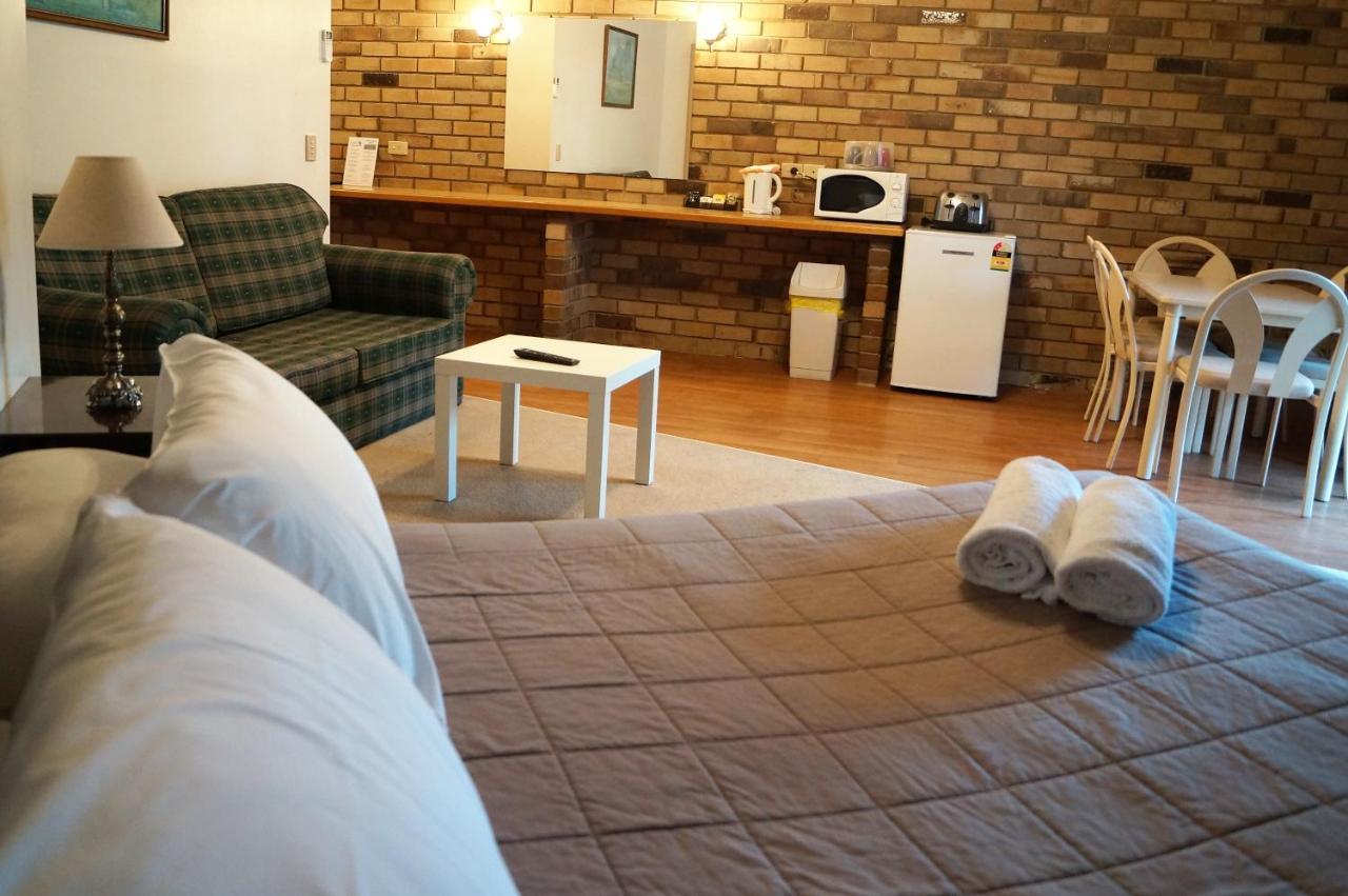 Magdala Motor Lodge & Lakeside Restaurant Stawell Room photo